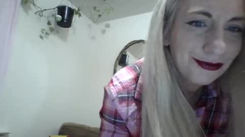 Aria online show from March 28, 9:54 am