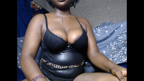 Snapshot of sweetnectarx chatting on September 29, 9:47 pm sweetnectarx online show from September 29, 9:47 pm