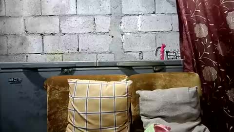 sweetnike online show from March 31, 4:40 pm