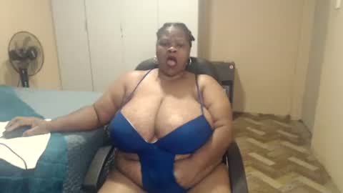 sweetnoziexxx online show from April 22, 6:09 am