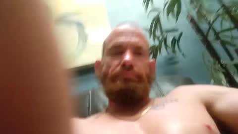 WeAim2PZzz online show from January 25, 4:46 pm