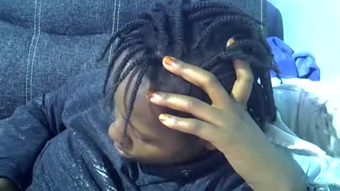 queen online show from October 9, 6:08 am