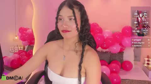 Snapshot of sweetrose01 chatting on October 5, 4:14 pm Dulce online show from October 5, 4:14 pm