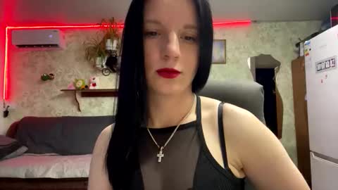 Sweet Shy online show from April 26, 8:50 pm
