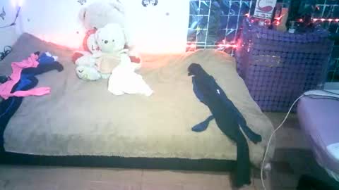 MEGHAN LOPEZ      online show from January 10, 2:25 am