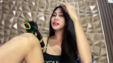 yanny online show from February 3, 6:34 pm