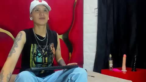 sweetsubmissive rs online show from June 5, 2:40 am