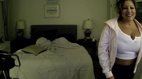 sweetsugar1979 online show from February 18, 5:40 am