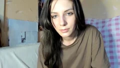 Ela online show from June 8, 2:51 pm