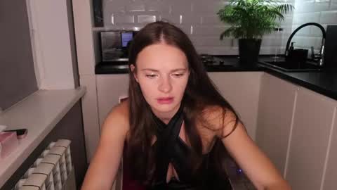 Mari ista  mari etta18 online show from August 6, 9:51 am
