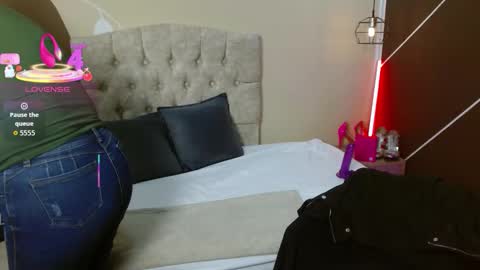 Scarlet online show from October 27, 11:43 am