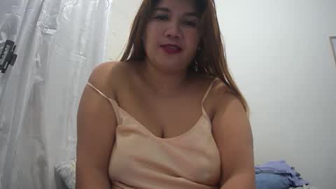 Snapshot of sweetvina03 chatting on December 14, 8:18 pm vina online show from December 14, 8:18 pm
