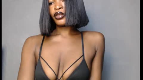 sweetxxboobsx online show from March 12, 7:01 am