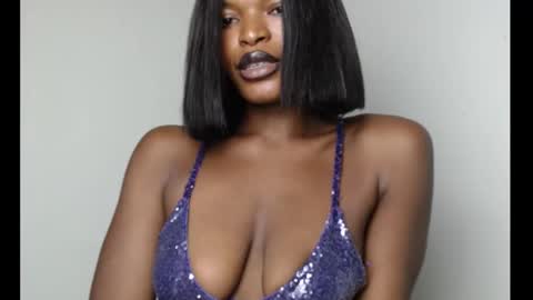 sweetxxboobsx online show from November 15, 9:00 am