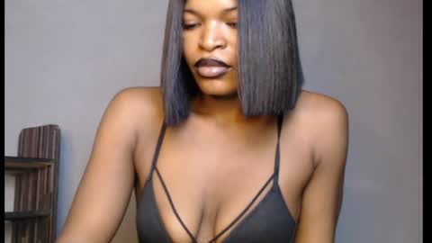 sweetxxboobsx online show from May 17, 3:54 pm