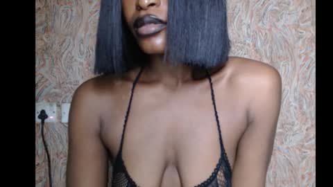 sweetxxboobsx online show from September 13, 8:22 pm