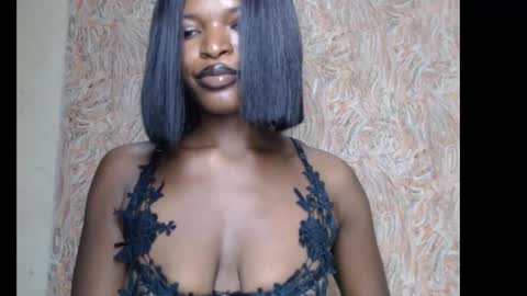 sweetxxboobsx online show from September 27, 6:05 pm