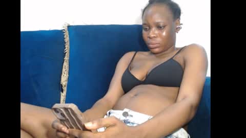 Sweetxxpie online show from September 20, 11:52 pm