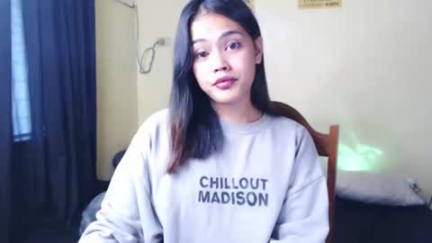 sweety_shane online show from June 10, 12:10 am
