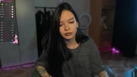 sweetydeviliya online show from February 17, 3:49 am