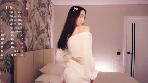 Astrid online show from October 8, 5:46 am