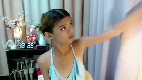 Megan online show from December 17, 4:30 am