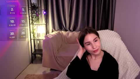 Snapshot of swetskitt chatting on October 22, 5:54 am Milana online show from October 22, 5:54 am