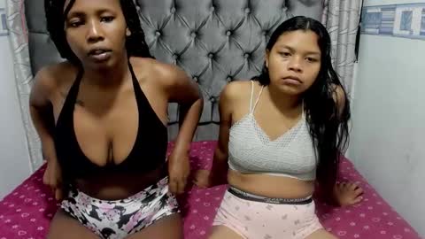 swett_mila_ online show from November 21, 6:39 pm