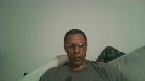 swimmerbod2495 online show from April 23, 2:52 am