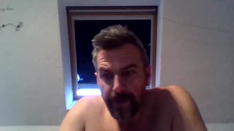 swinger_men_austria online show from January 17, 7:51 am