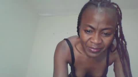 Snapshot of swtebony1 chatting on October 6, 10:16 pm ALICIA online show from October 6, 10:16 pm