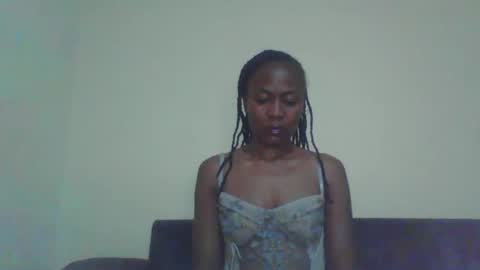 Snapshot of swtebony1 chatting on October 19, 10:25 pm ALICIA online show from October 19, 10:25 pm