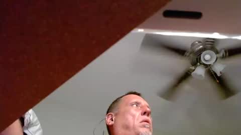 Waiting for you online show from February 21, 7:01 am