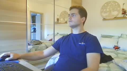 syl092 online show from October 24, 3:13 pm