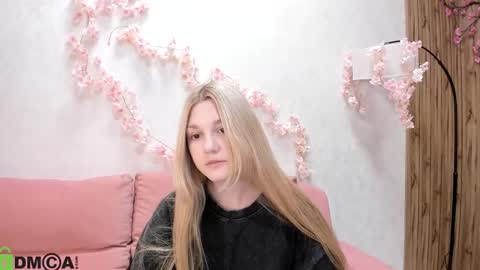 Sylvia online show from September 19, 9:46 am