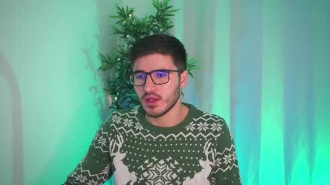 t0ny_wylie online show from December 2, 10:57 am