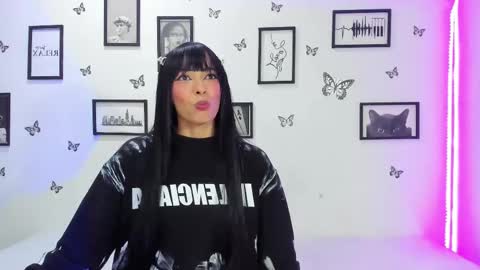 Liam and Juli online show from February 24, 7:44 am