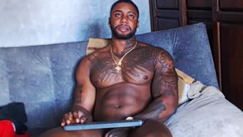 Tairon Tucke online show from January 14, 8:37 pm