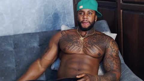 Tairon Tucke online show from January 8, 6:52 am