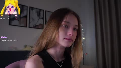 Mia online show from March 10, 1:21 am