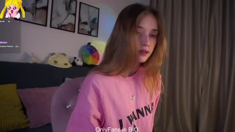 Mia online show from February 20, 1:38 am