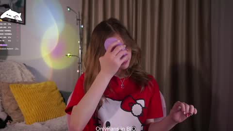 Mia online show from January 18, 1:25 am