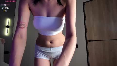 Mia  online show from July 27, 10:18 pm