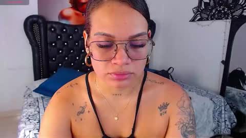 Snapshot of taliana36 chatting on October 22, 12:29 pm taliana36 online show from October 22, 12:29 pm
