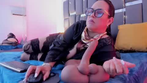 tali  online show from January 7, 10:04 pm