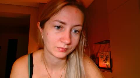  Kira  online show from December 15, 6:09 am