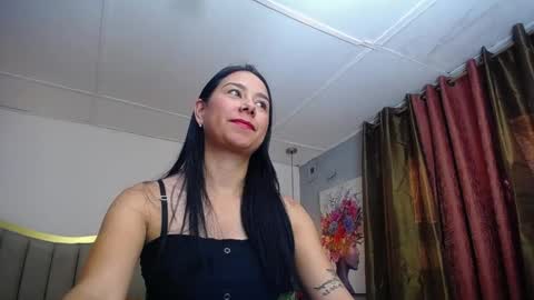 Snapshot of taly_foster chatting on October 29, 3:03 pm Taly online show from October 29, 3:03 pm