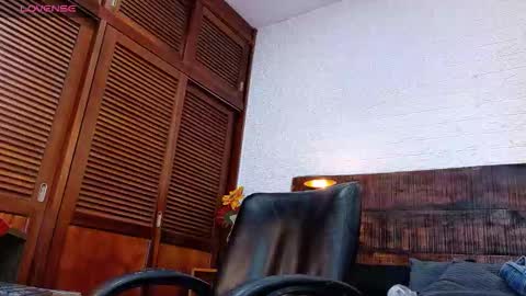    online show from October 31, 10:26 am