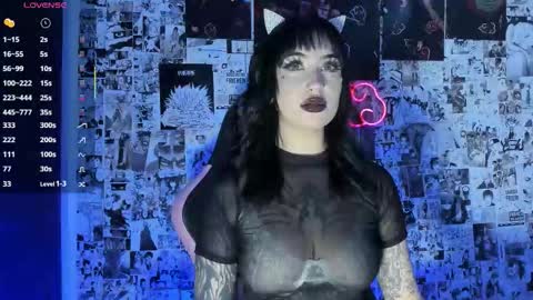 Cami 3 online show from February 11, 8:45 pm