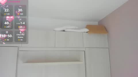 Tami online show from December 22, 7:31 pm